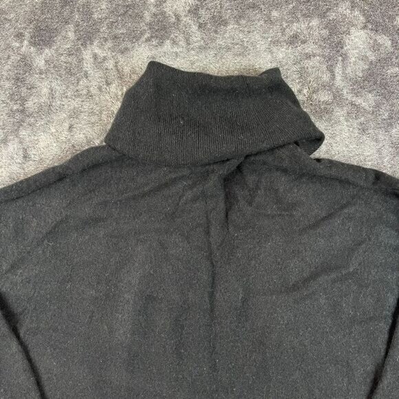 Garnet Hill Oversized 100% Cashmere Turtleneck Sweater Front Pocket Women's M - Picture 9 of 11